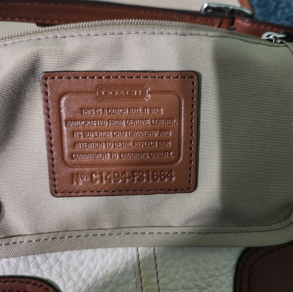 Coach Hadley Luxe Grain Leather Crossbody - Picture 9 of 12